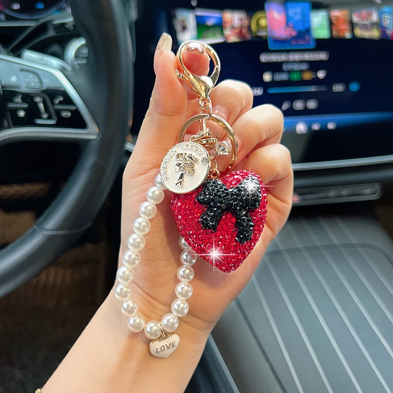 Fashionable Love Car Keychain Ring Creative Bow Pearl Chain Bag Pendant Peach Heart Keychain Valentine's Day Gift