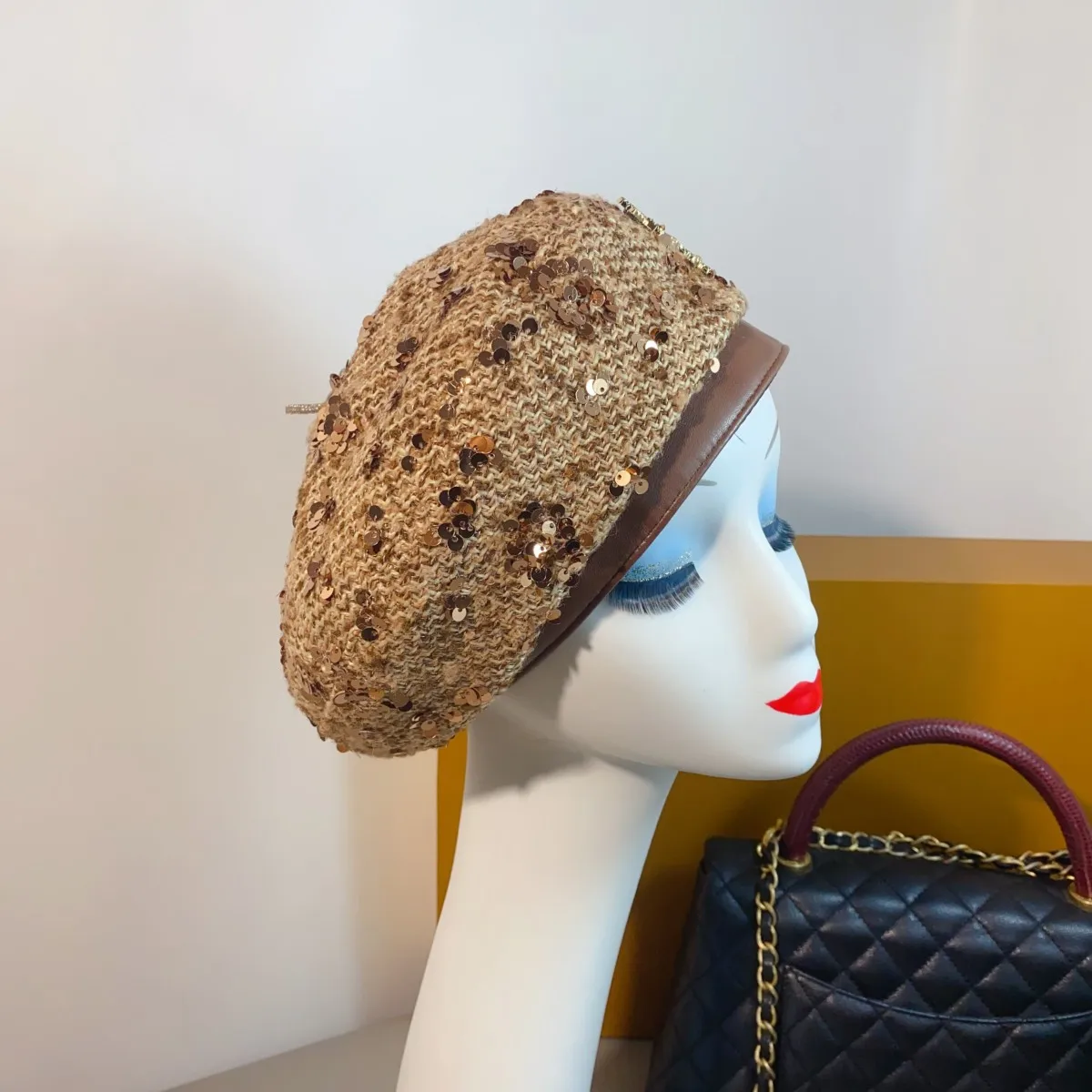Fascinating Sequins Beret Women Designer Hats Casual All-match Hat Female Beanie Cap Versatile Girl's Berets French Painter Hat
