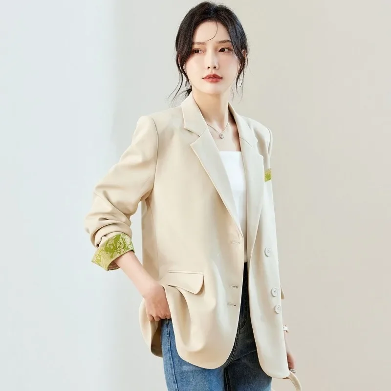 เสื้อเบลเซอร์ผู้หญิงสไตล์จีนสุดหรู รุ่นใหม่ ฤดูใบไม้ผลิ/ฤดูใบไม้ร่วง ปี 2025 ทรงโอเวอร์ไซส์ แฟชั่นลำลอง สีสันตัดกัน พรีเมียม