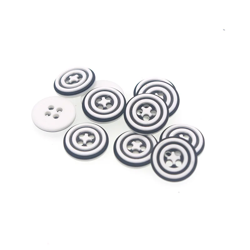 50PCs Resin Sewing Button Scrapbooking Round Black & white cross 4 Holes Costura Botones bottoni botoes S1046 13mm