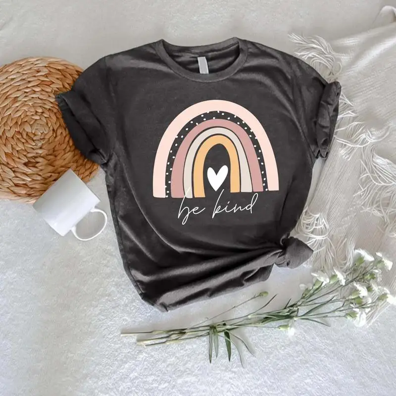 

Футболка Be Kind Rainbow, доброта, ретро-асселлер, учитель
