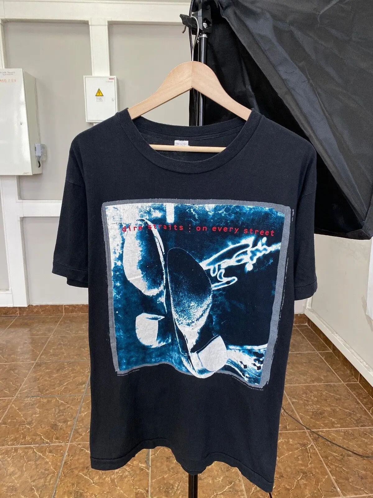 Vintage 1991 Dire Straits Tour T-Shirt On Every Street Rare size L color black