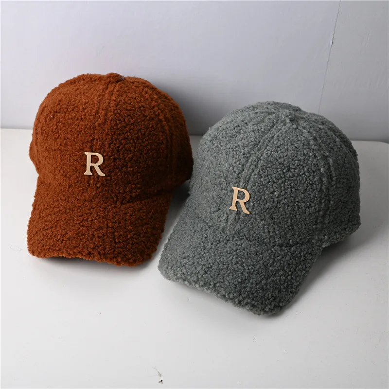 Baseball Cap Men Autumn Winter Fashion Caps Women Hat Travel Windproof Face Cap Gold Letter Lambswool Baseball Caps