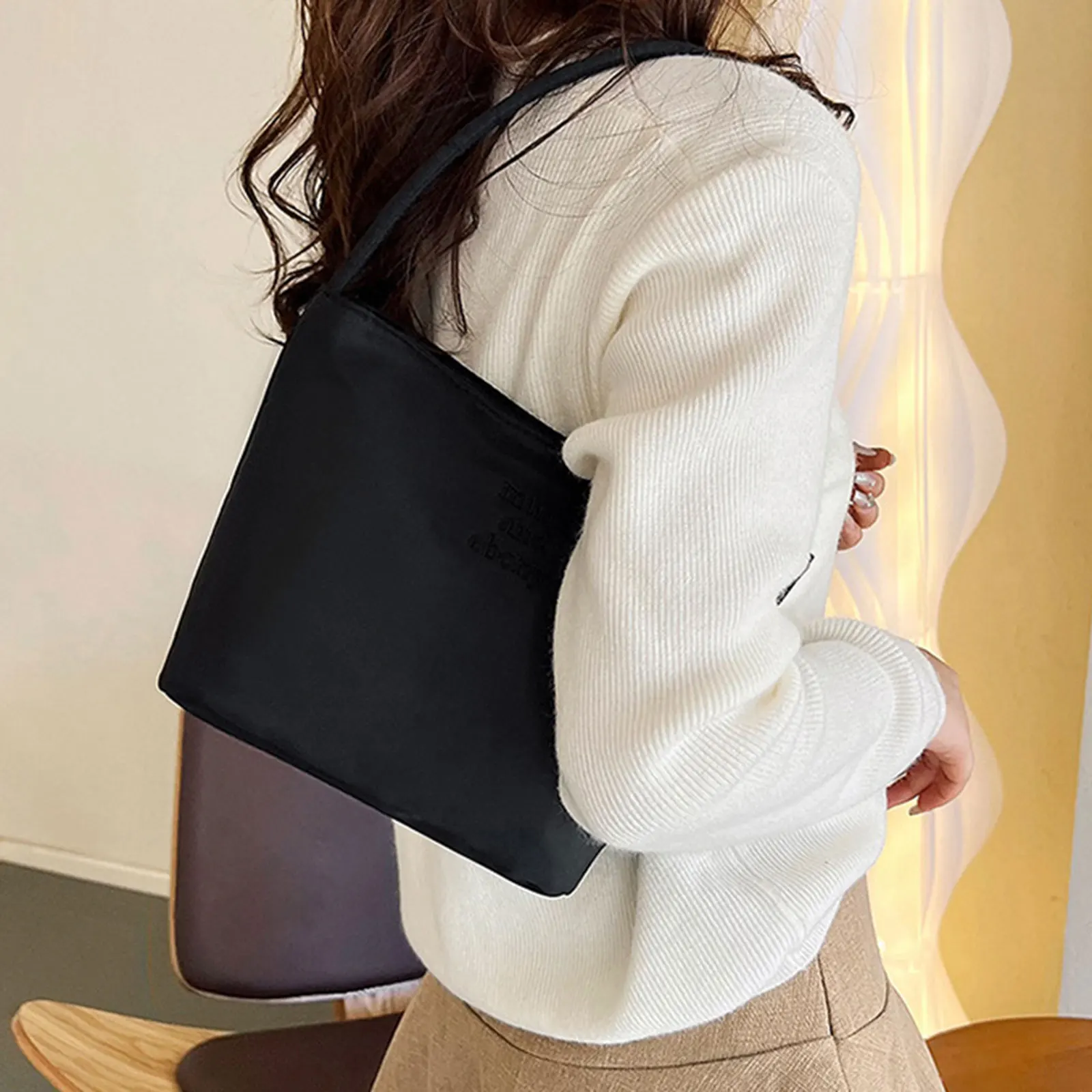 Women\'s Nylon Shoulder Bag Large Capacity Satchel Chic Trendy Female Underarm Bag for Party Outdoor Street Commuting Spring