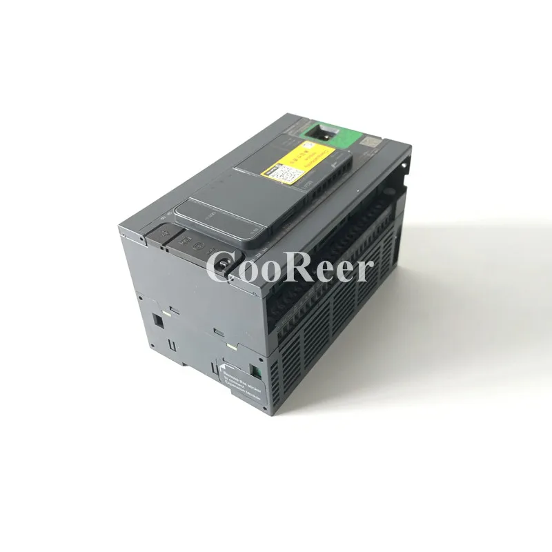 Módulo programable serie M241, TM241CE24T, TM241CEC24T, TM241CE24R, TM241CEC24R, completamente nuevo, Original