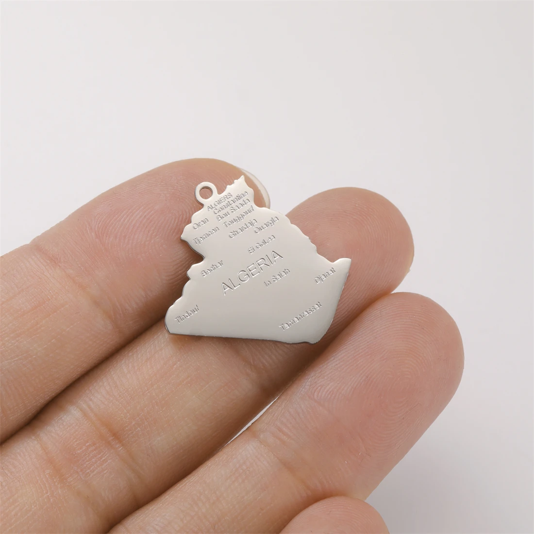 EUEAVAN أفريقيا الجزائر خريطة المعلقات الفولاذ المقاوم للصدأ الكلاسيكية مدينة الجزائر اسم قلادة الأزياء والمجوهرات هدية بالجملة #5