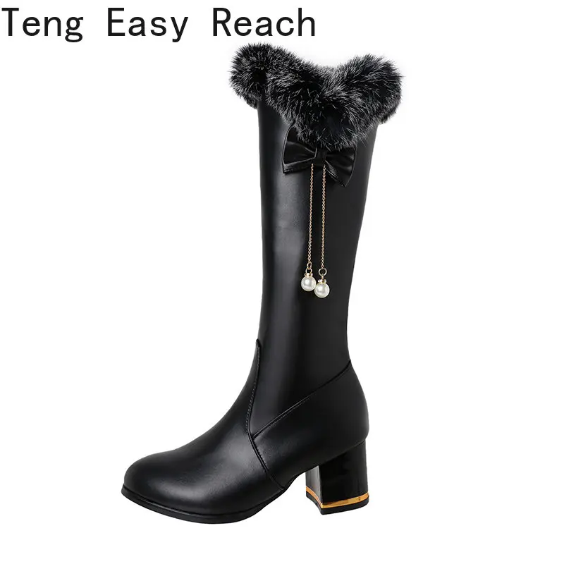 2023 Brand New Female Winter Plush Boots Fashion Faux Fur Winter Snow Boots Women white Warm Woman Boots black Size 34-43