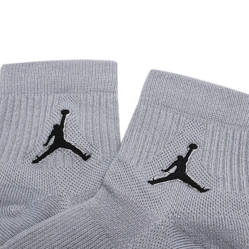 Nike Air Jordan Men's and Women's Mid-Calf Sports Socks, 3-Pack, Breathable Basketball Socks SX5544-017 view 5
