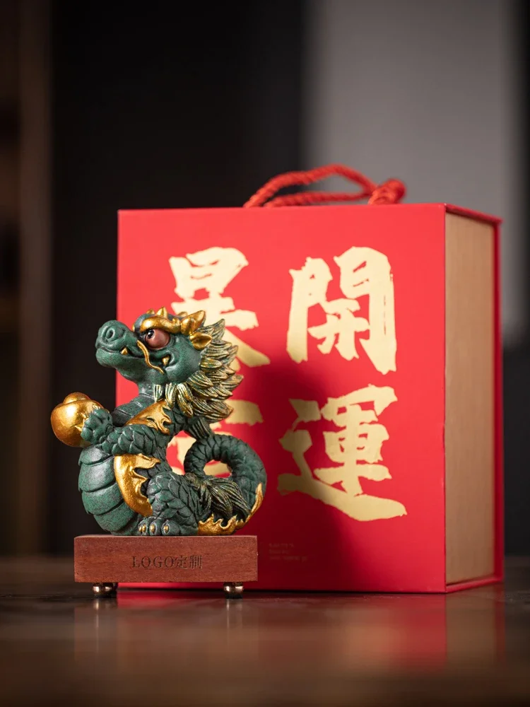 

In 2024, Lucky Qinglong, the mascot of the Year of the Dragon, presented a new home living room desktop decoration.
