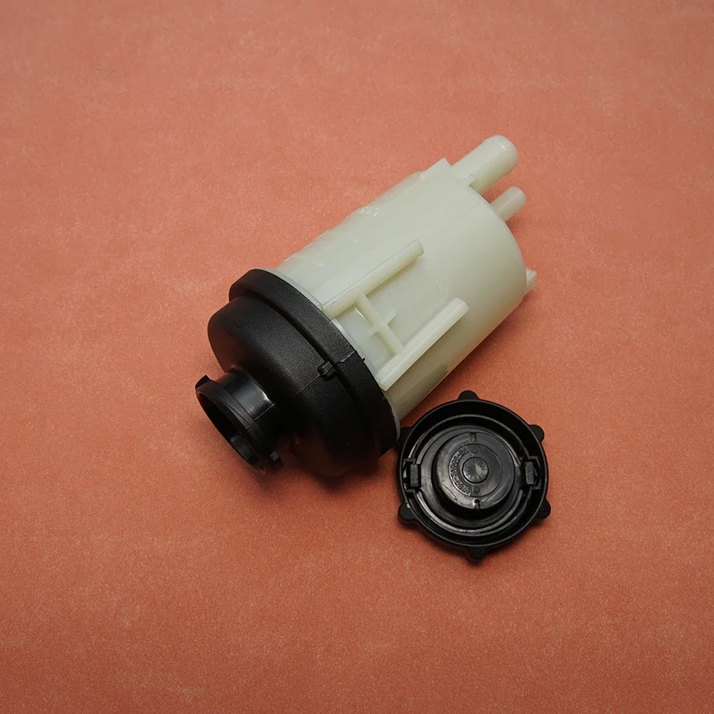 LR000578 For Land Rover Freelander 2  LR2 Power Steering Reservoir Tank 2008 2009 2010 2011 2012 2013 2014 2015