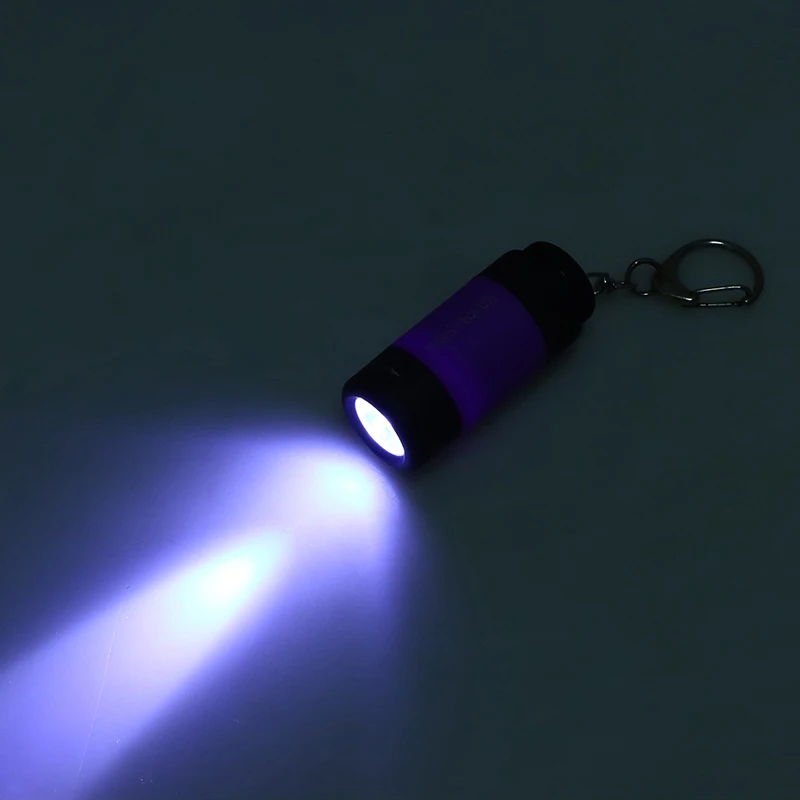 1PC Travel Outdoor Portable Children\'s Flashlight Small Keychain Light USB Charging Flashlight Strong LED