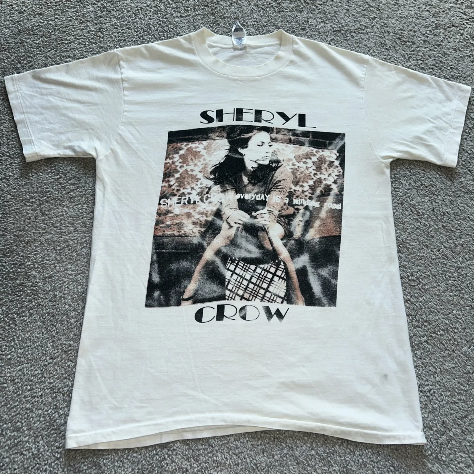 Винтажная футболка Sheryl Crow With Wilco Parking Lot Tour 90-х 1997, размер L Винтажная футболка Sheryl Crow With Wilco Parking Lot Tour 90-х 1997, размер L