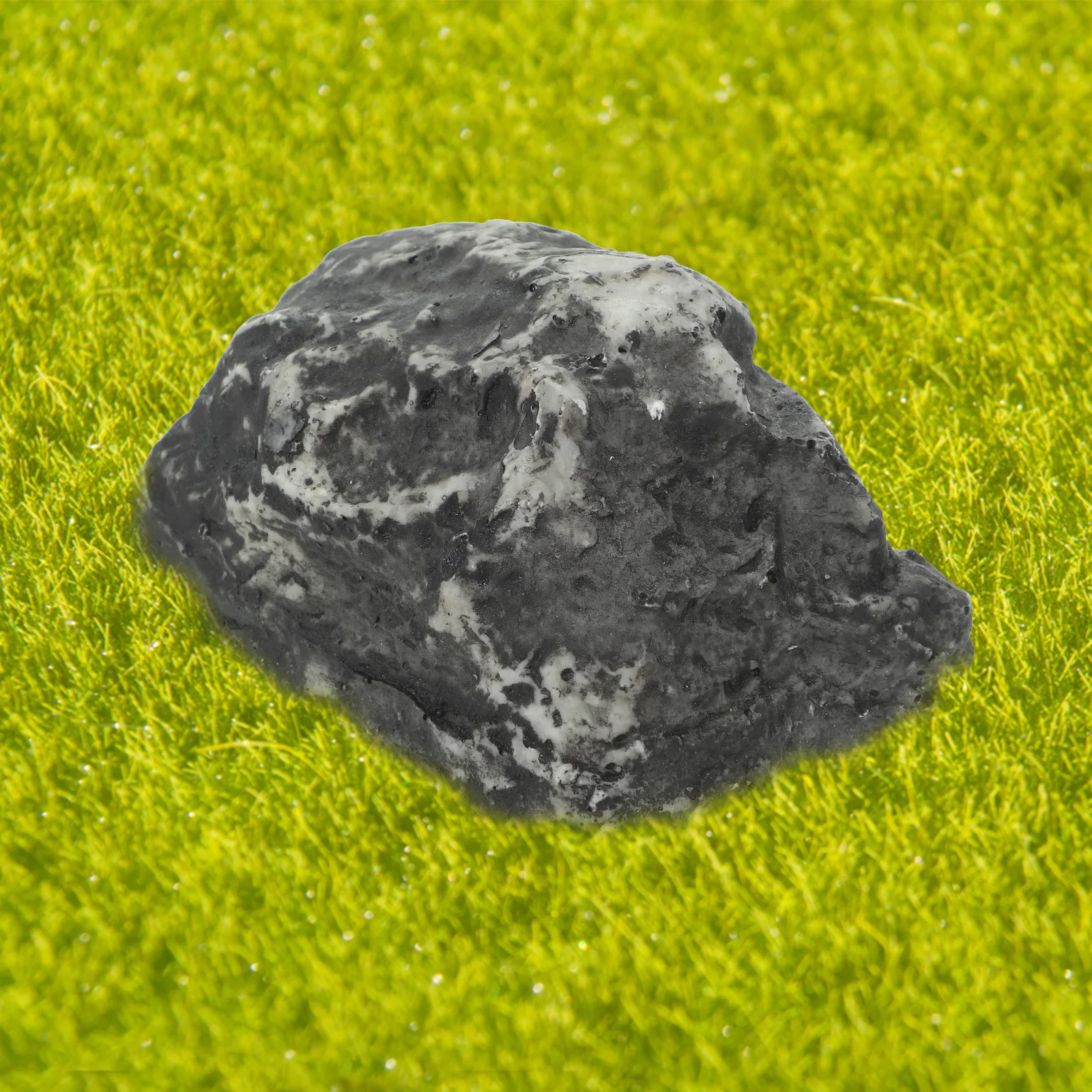 

2Pcs Resin Fake Stone Key Storage Box Outdoor Garden Hidden Holder Decorative Key Hider Keys Stone for Outside