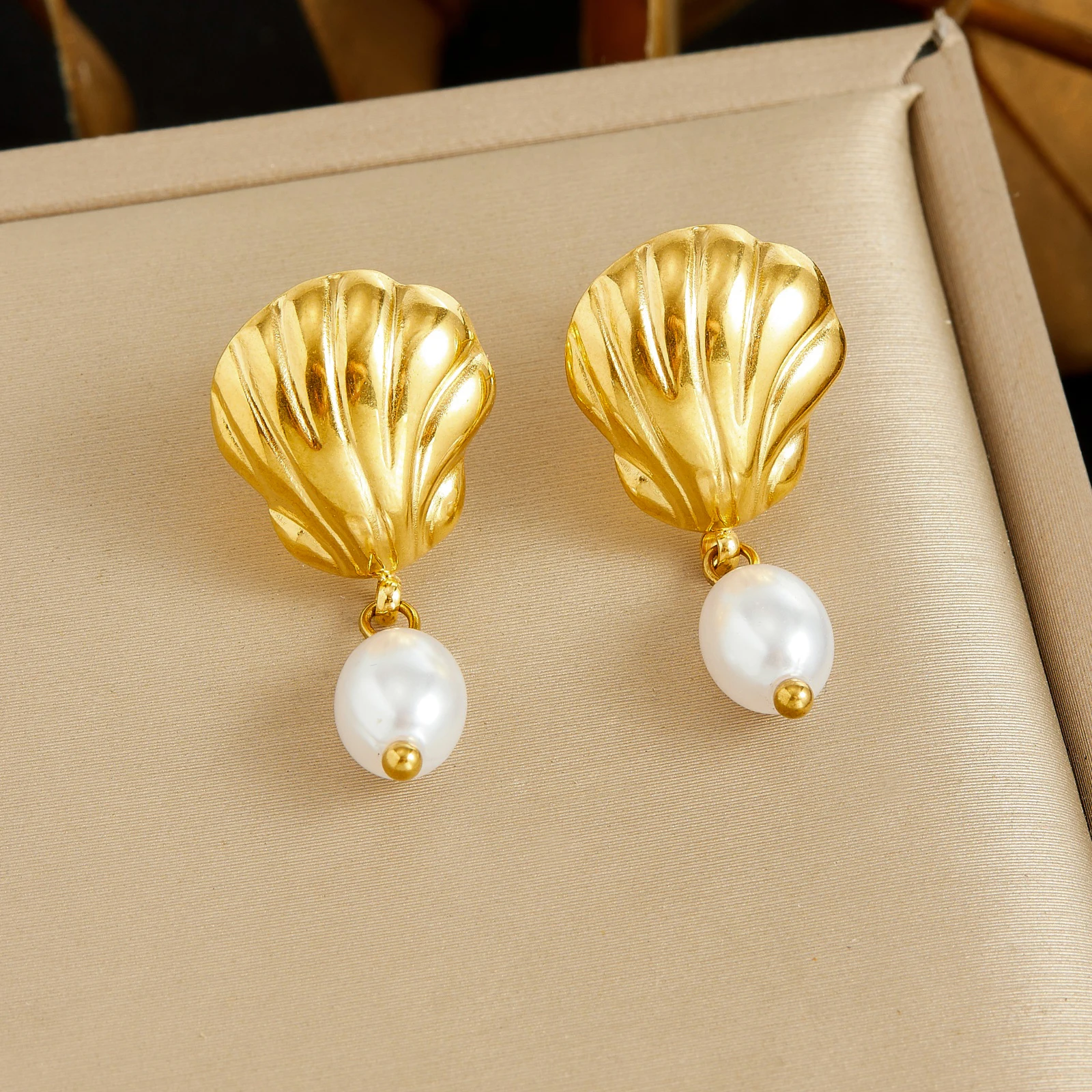 Pendientes de Concha de Caracol con Textura Chapados en Oro de Acero Inoxidable 316L LAMENGLY, Joyería de Perlas, Regalo Delicado para Mujeres y Niñas