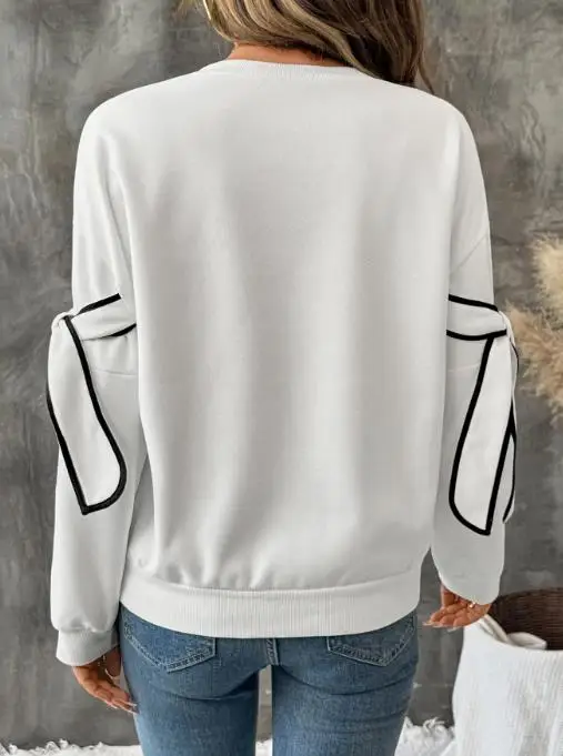 

Women's Casual Sweater Autumn New Style Fashion Contrasting 3D Butterfly Bow Round Neck Long Sleeve Pullover Hoodie for Women