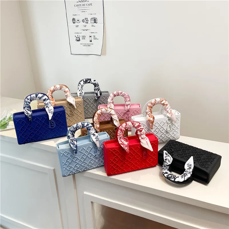Embroidered diamond grid horizontal bag high-end crossbody bag versatile silk scarf single shoulder handbag women's bag