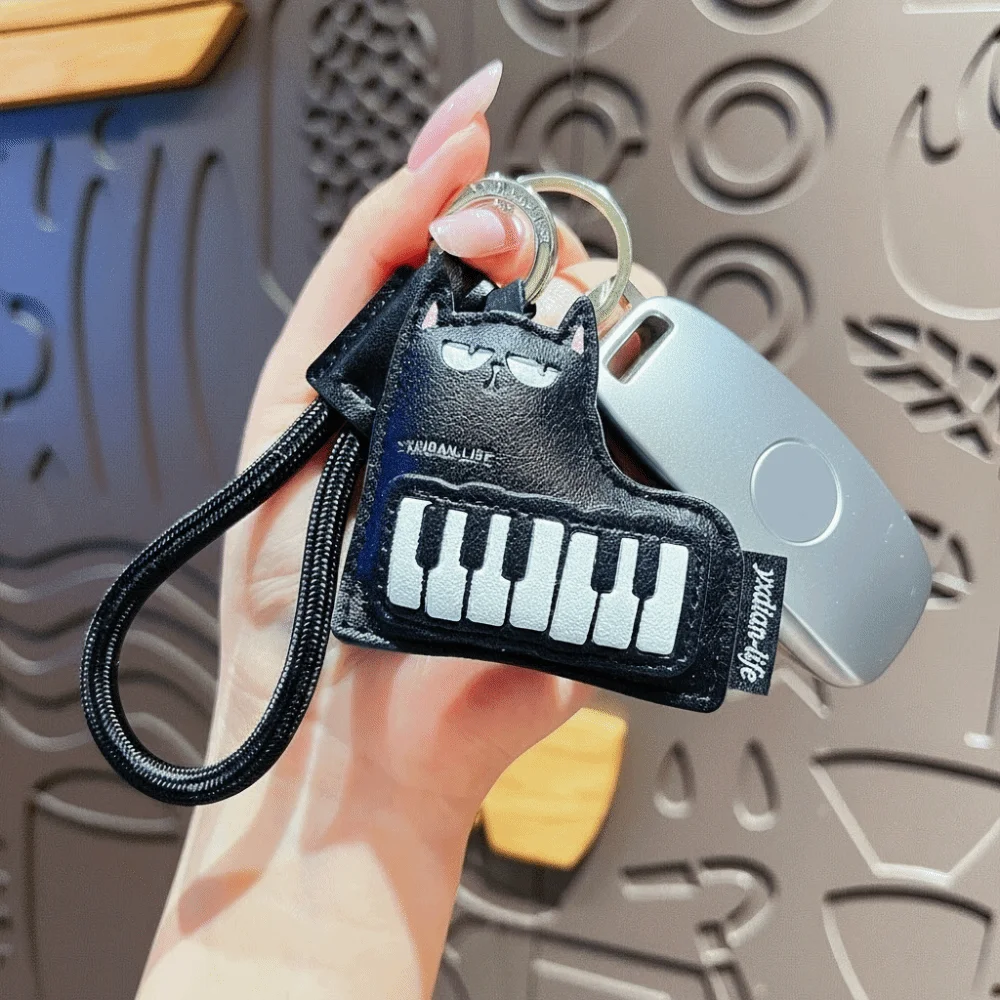 Guitar Cat Keychain PU Leather with Carabiner Cartoon Violin Keychain School Bag Charm Wear-resistant Piano Cat Keyring