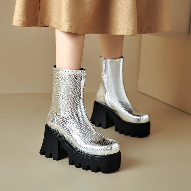 

Большой размер 43, 44, новые зимние ботильоны в стиле панк на толстой подошве для женщин, золотистые, серебряные, на платформе, на массивном высоком каблуке, готические длинные ботинки