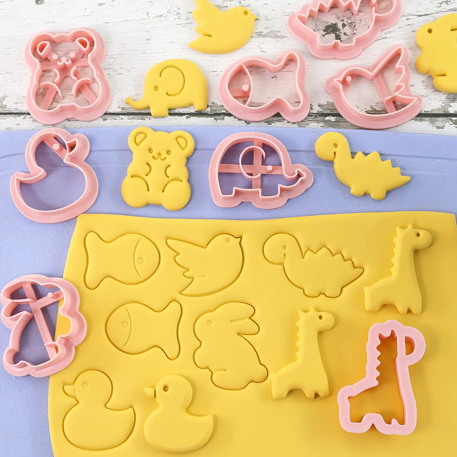 8Pcs Mini Animal Cookie Molds Goldfish Bird Bear Duck Dinosaur Bunny Elephant Giraff Shape Biscuit Fondant Cheese Baking Tools