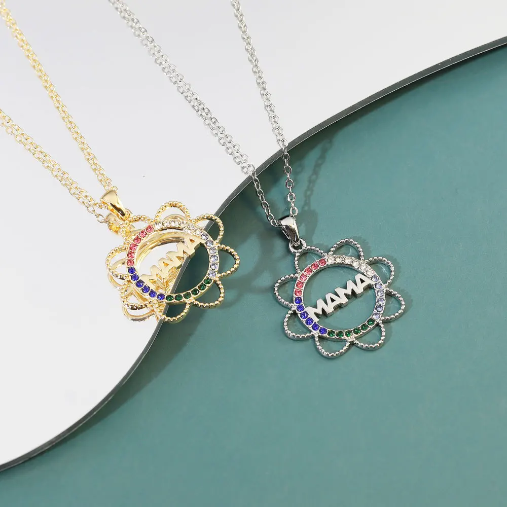 

2025 Creative Personality Women's Day Zircon Sunflower Fashion Simple Necklace Clavicle Chain Necklace Jewelry gifts