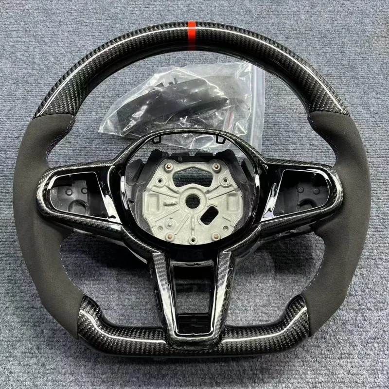 

Customized Automotive Carbon Fiber Is Suitable For The Steering Wheel Of BMW 3CS 250311-435