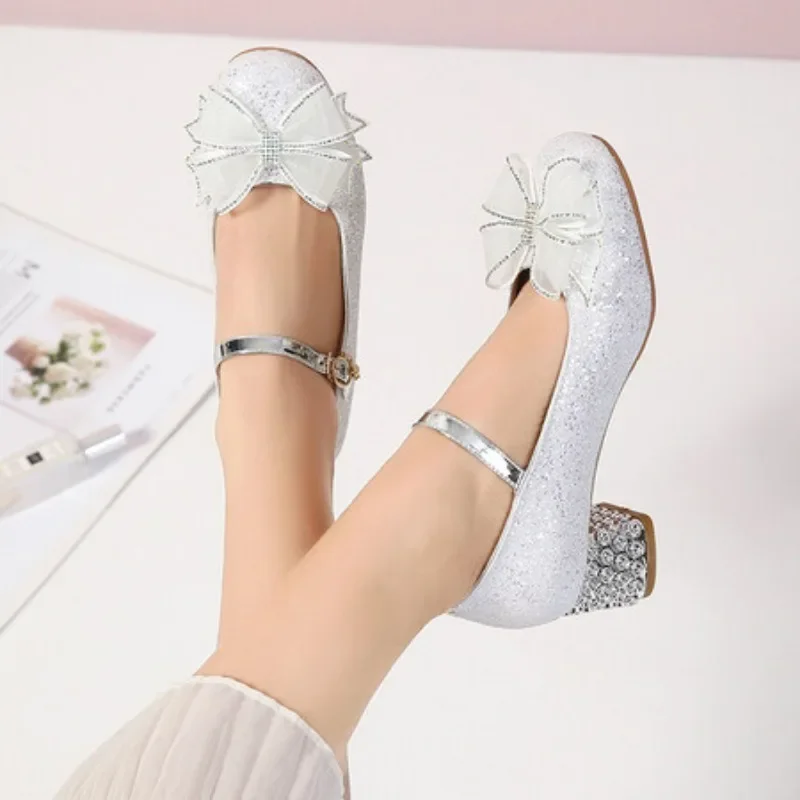 Neue Pailletten rosa Lolita Schuhe Prinzessin Schuhe Student niedlichen Mädchen klobigen Absatz Kristall Bogen Schuhe Silber Gold