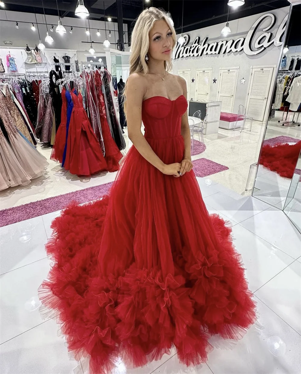 Sweetheart Red Prom Dresses Strapless Tulle Curled Edges Evening Dress Bride Wedding Formal Occasion Party Dress Customized