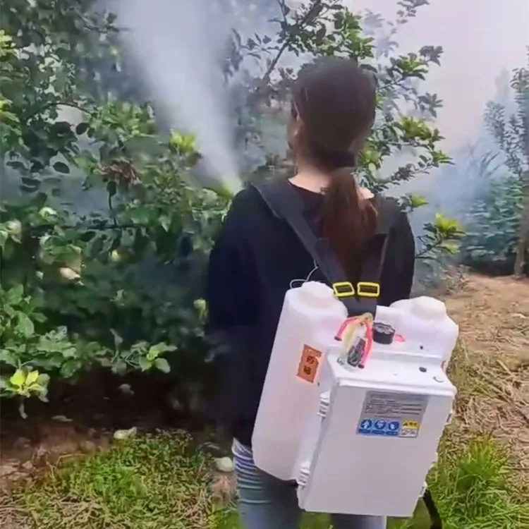 2025 Macchina portatile per nebbia fredda, macchina per fumo a impulsi, spruzzatore per pesticidi nebulizzati
