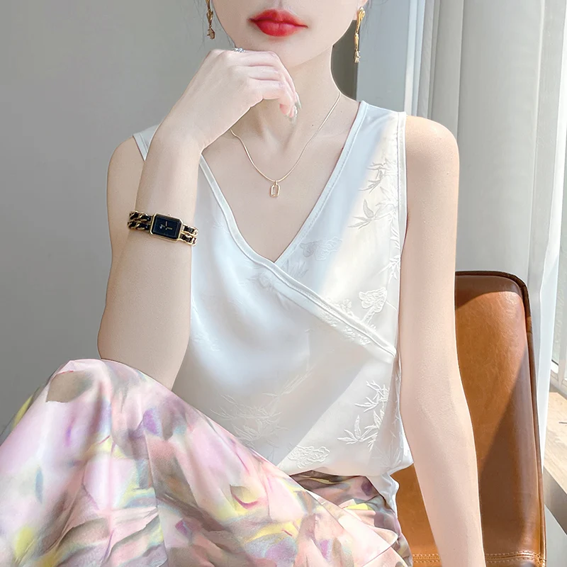 T-shirt da donna estate nuova canotta di seta gilet casual tinta unita scollo a V in raso T-shirt da donna vestiti allentati moda top gilet