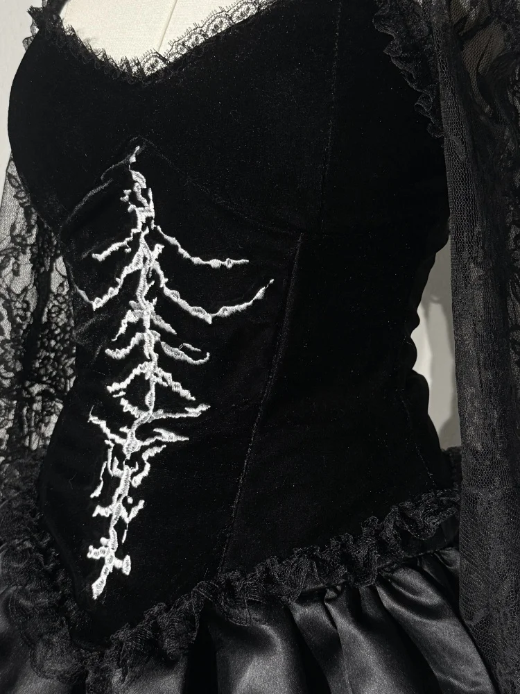 Gotisches Skelett-Cosplay-Kostüm für Damen, schulterfreies Kleid mit Spitze und ausgestellten Ärmeln, kurzes Kleid für Halloween, Nachtclub, Karneval, Rollenspiel-Outfit – Detail 18