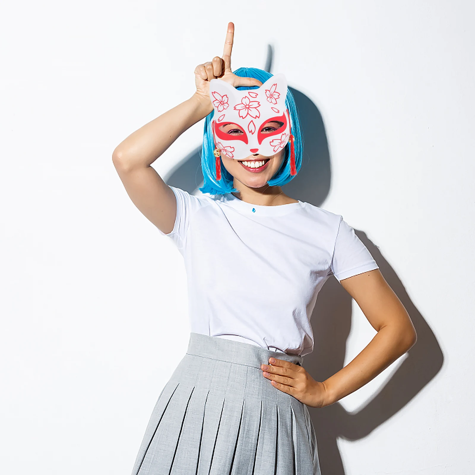

2pcs Half Face Foxes Mask Decorative Funny Cosplay Masks for Halloween Masquerade Party Performance Props Gifts