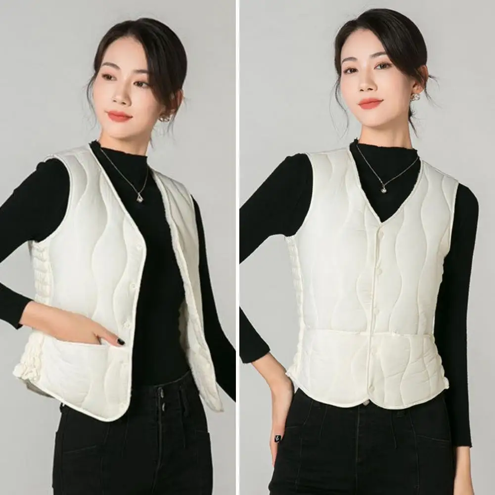 Velvet-lined Pocket Waistcoat Women's Winter Layering Vest Coat Thin Padded Button Closure Round Neck Sleeveless for Outdoor