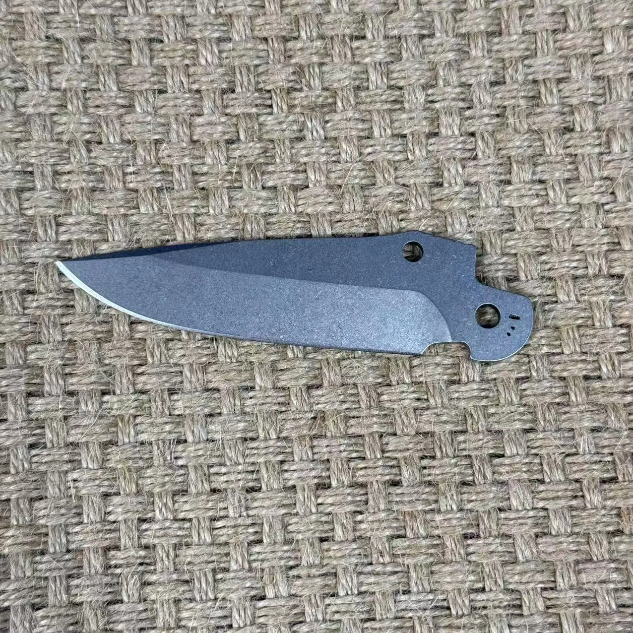 1 шт. Лезвие 1:1 VG10 58HRC для Benchmade 556 Mini Griptilian