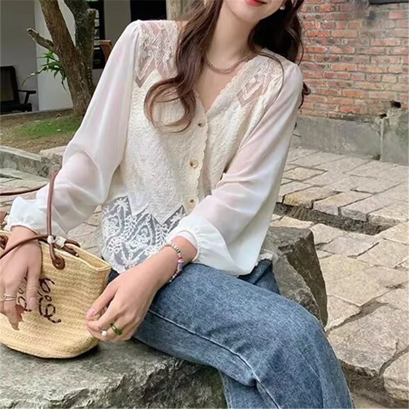 REALEFT 2024 New Lace Crochet Women\'s Blouses Spring Summer Patchwork Korean V-Neck Long Sleeve Single Breated Shirts Female