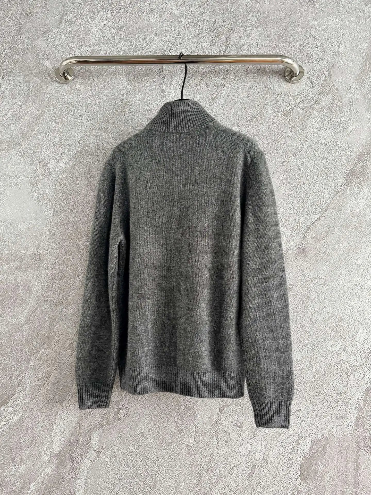 

Winter new elegant zipper knitted sweater with floral gray floral yarn and cashmere jacket for women