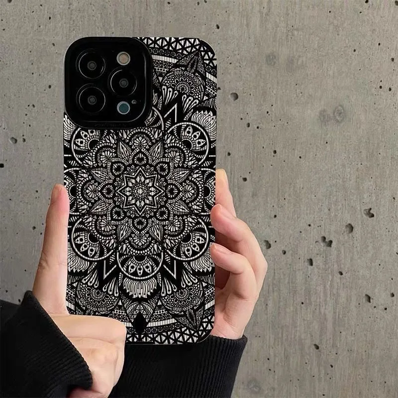 Fashion Vintage Totem Floral Phone Case For iPhone 15 14 13 12 11 Pro Max 14 15 Plus 12 13mini X XR XS Max 7 8 Plus Back Cover