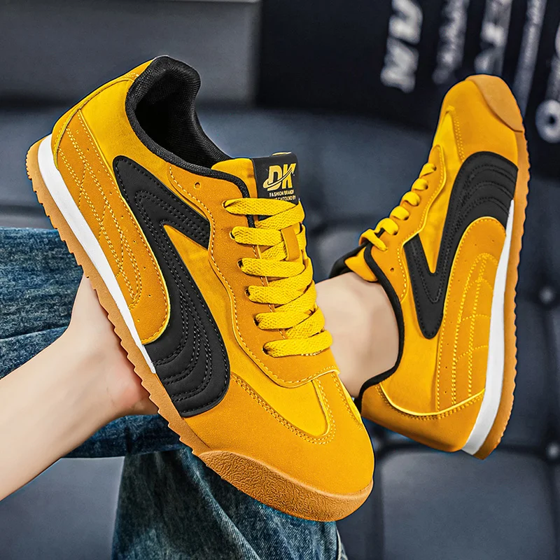 Low-Top Retro German Training Shoes for Men, Color-Blocked Breathable Soft-Soled Casual Sneakers