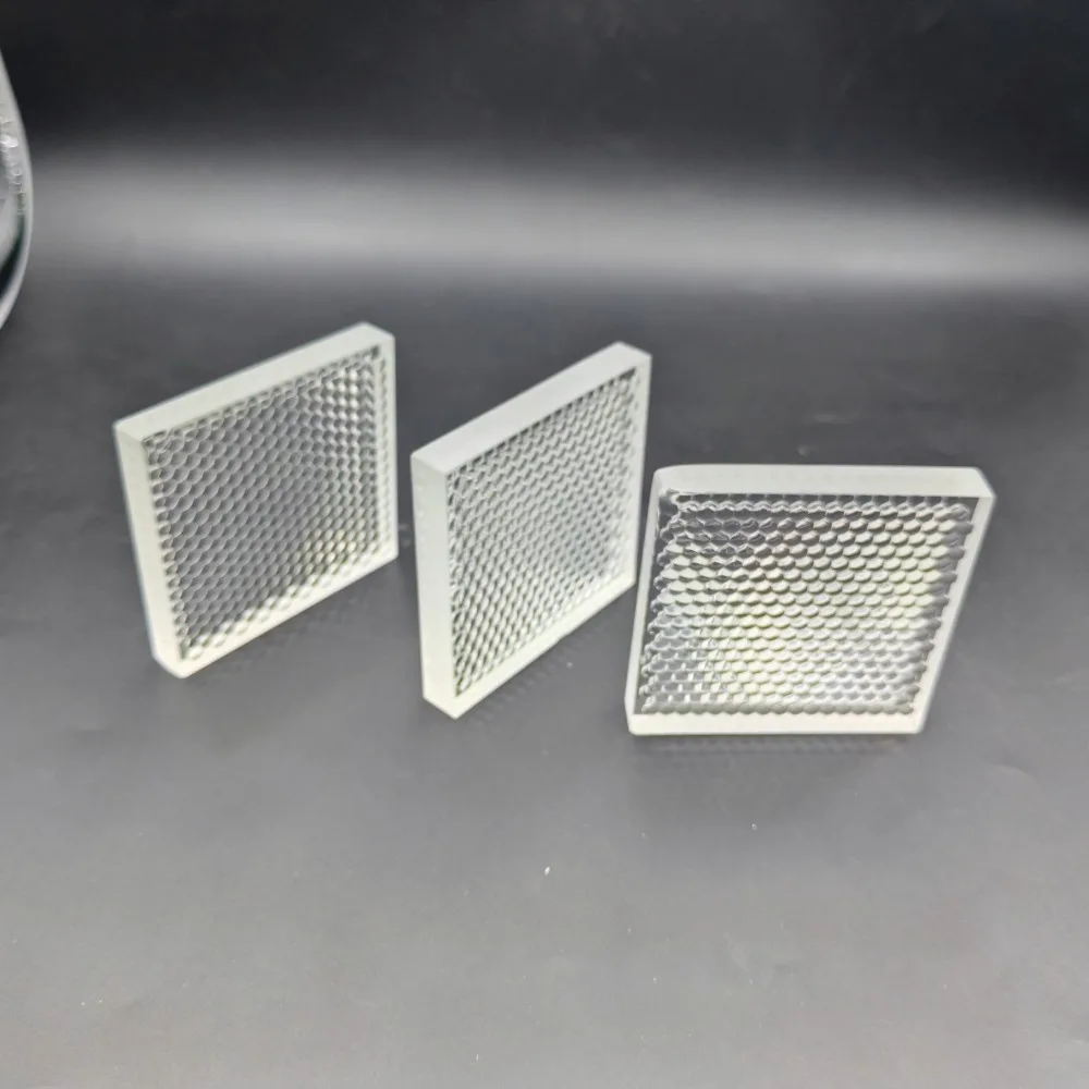 64X64mm Fly's-eye Lens Optical Glass Compound Eye Fresnel Lens For Public Street Lighting System