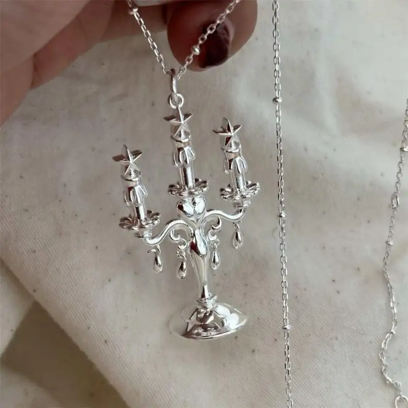 Alloy Star Pendant Necklace with Silver Tone Finish Stylish Accessory