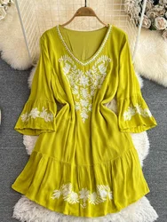 Women Summer Dress Bohemian Ethnic Style Flare Sleeves V-Neck Embroidered Cotton Hemp Waist Leisure Time A-line Dress D4141