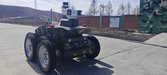Robot de patrouille de sécurité professionnel intelligent à haut rendement