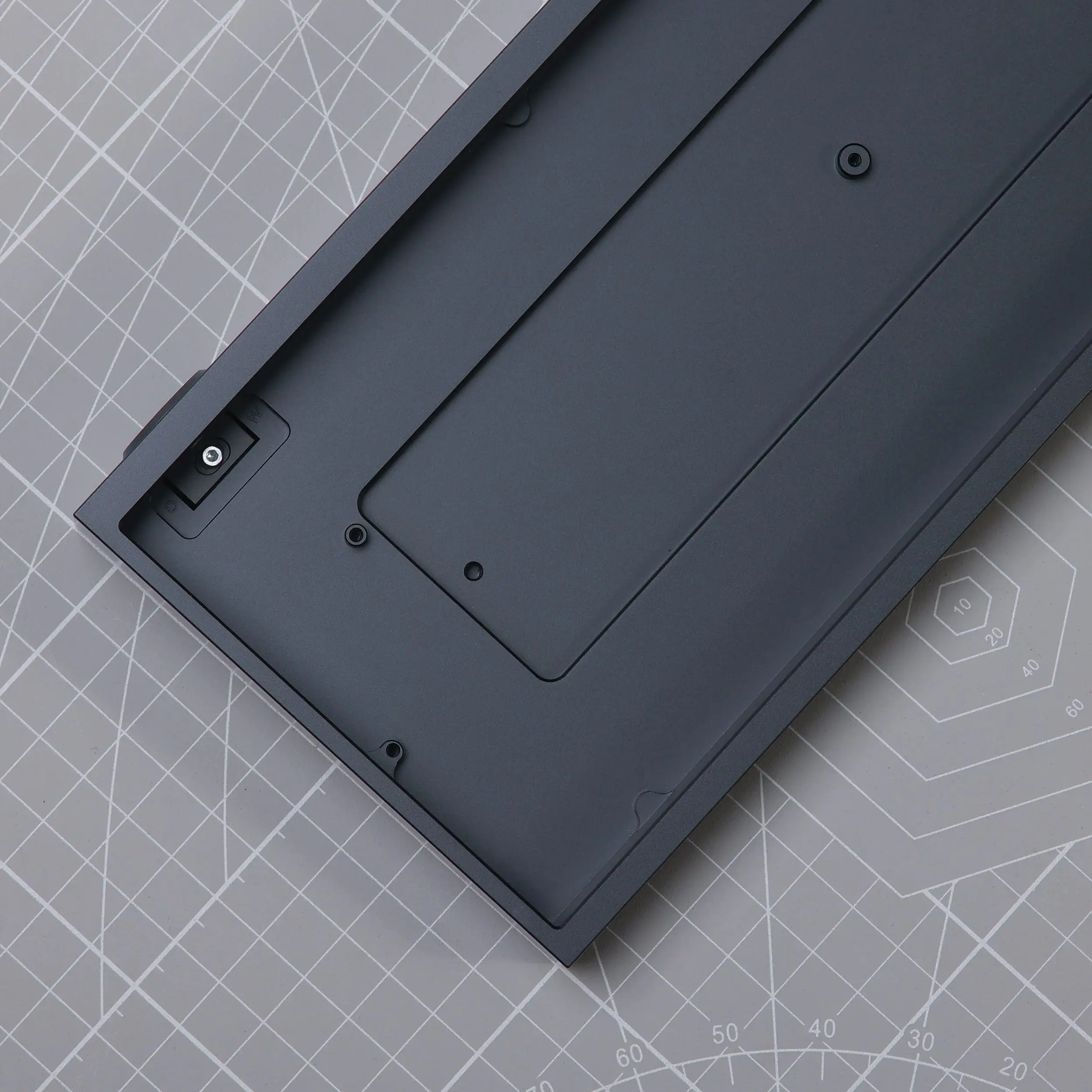 KBDFans Tofu60 redux ケース　白 wooting60HE互換 Amazon.co.jp: Tofu60 Redux Aluminum case 60％キーボードケース DZ60