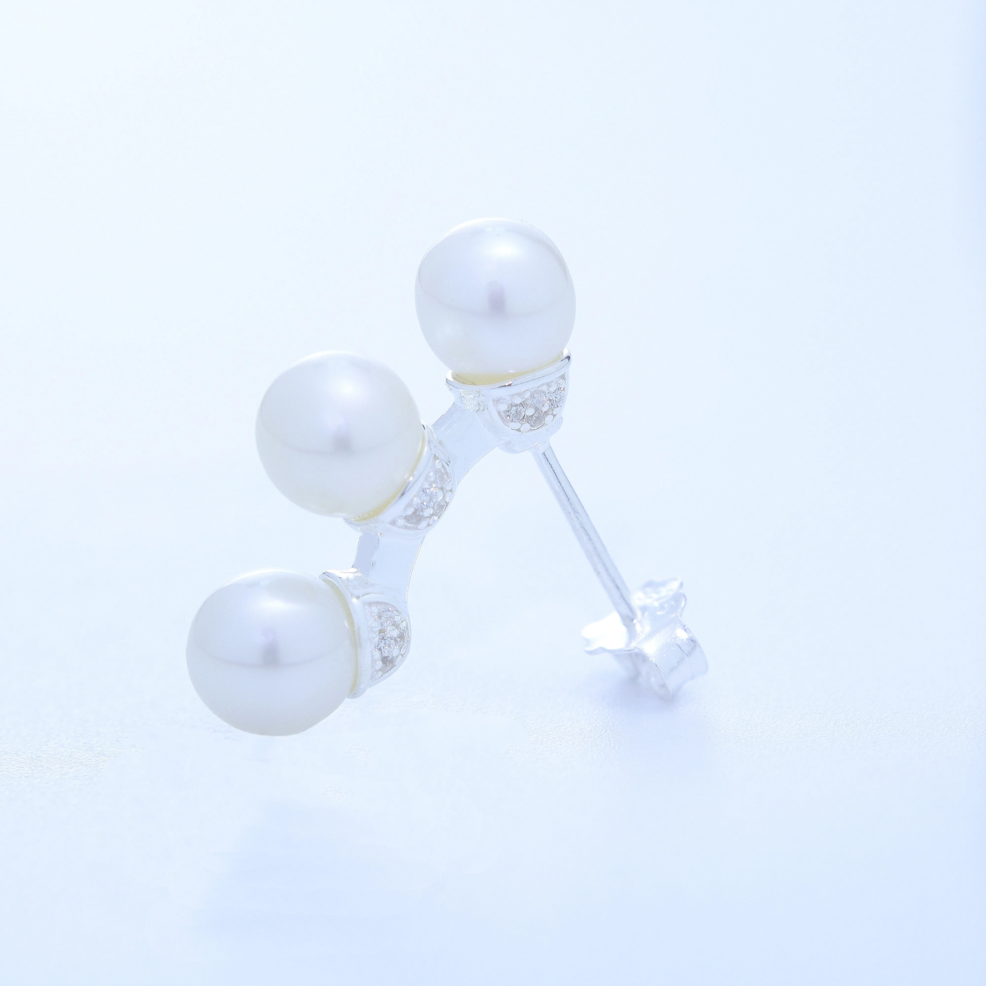 

2024 New 100% Natural Freshwater Pearl Stud Earrings For Women 925 Silver sterling Love Zircon Earring Fine jewelry Gift