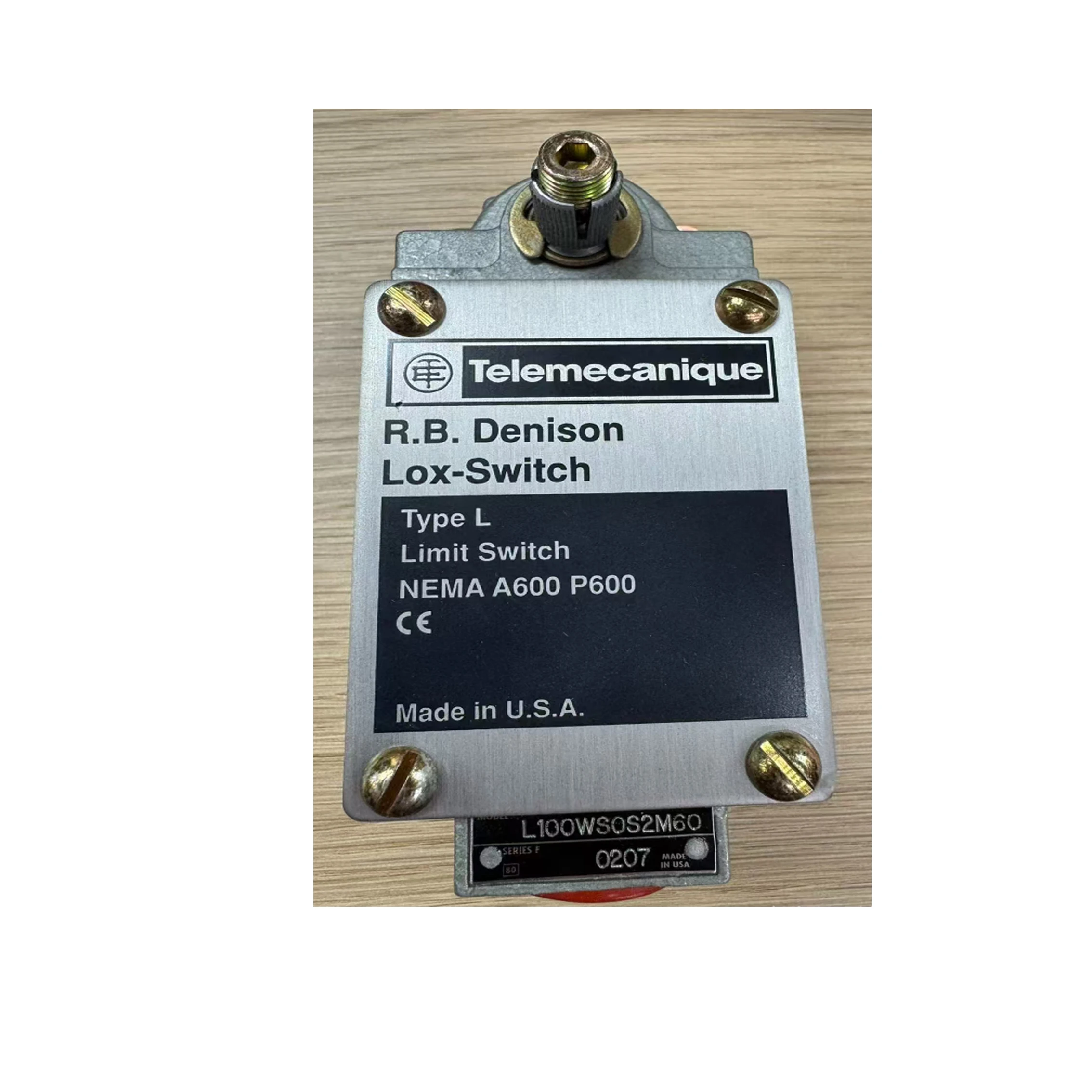 L100WS0S2M60 Limit Switches Module Lox Switch NEMA A600 P600 Telemecanique Sensor
