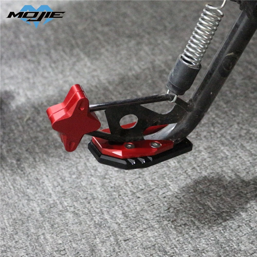 

FOR YAMAHA NMAX155 NMAX125 Nmax 125 155 2015-2024 Motorcycle Side Stand Foot Enlarger Plate Kickstand Support Pad Shell Cover