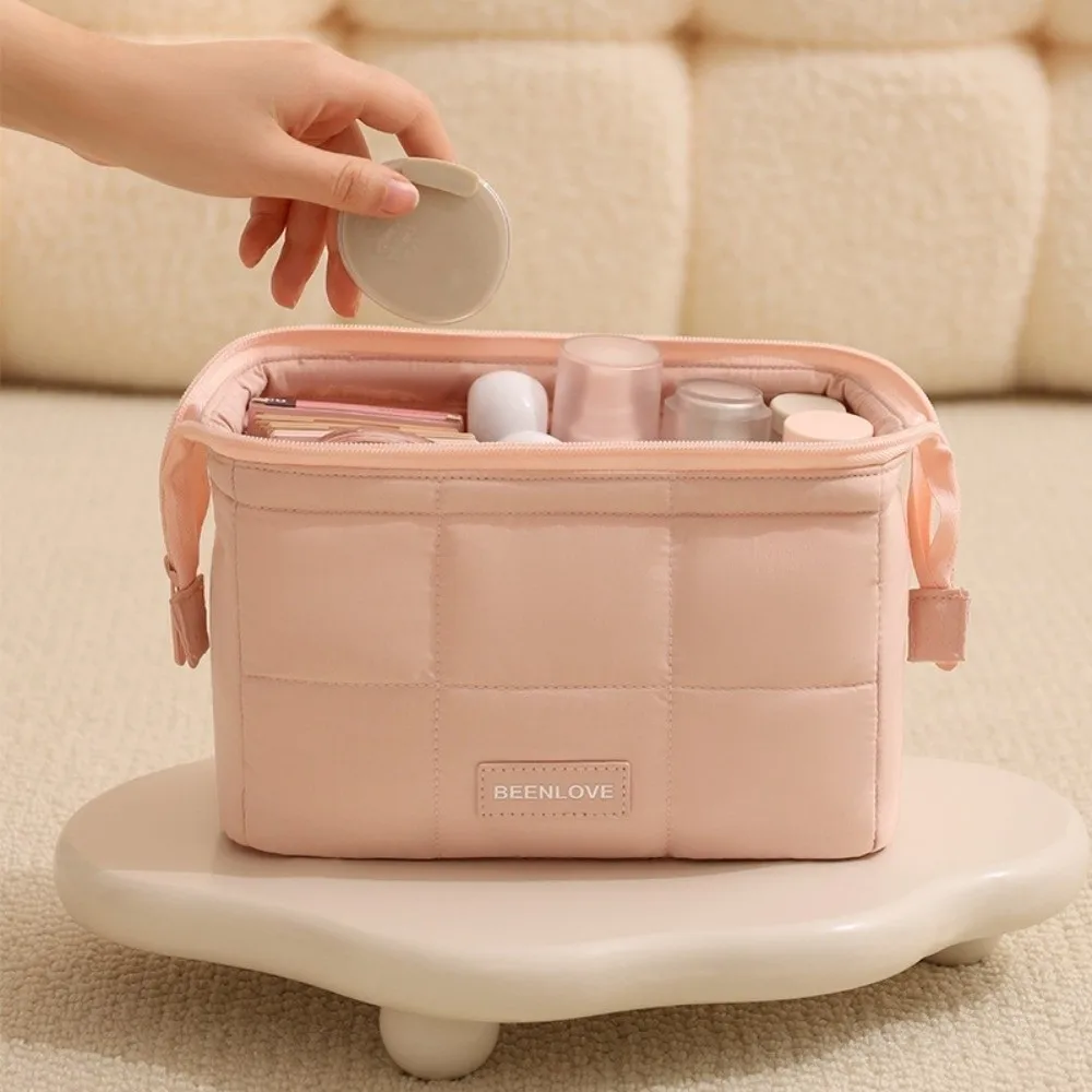 Wide-open Women Cosmetic Bag Puffy Padded Large Capacity Makeup Organizer Handheld Multifunction Toiletry Storage Bag Women
