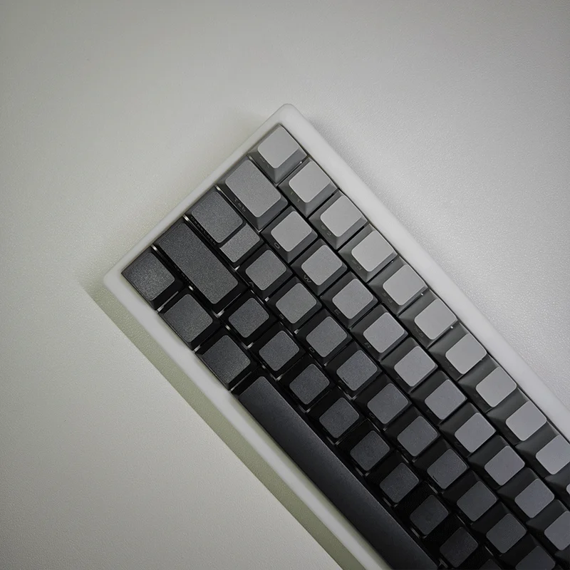 [Original height keycap] Gray gradual change side engraving, positive engraving PBT material hot sublimation 125 key small full