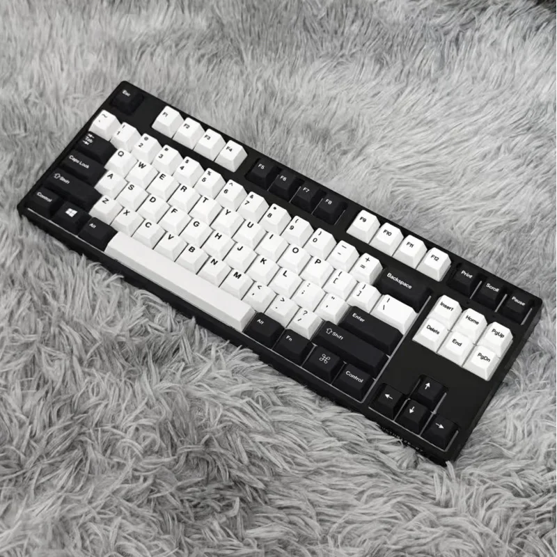 Black and white keycaps with original side engraving and light transmissionPBTFive-sided sublimation mechanical keyboard keycaps