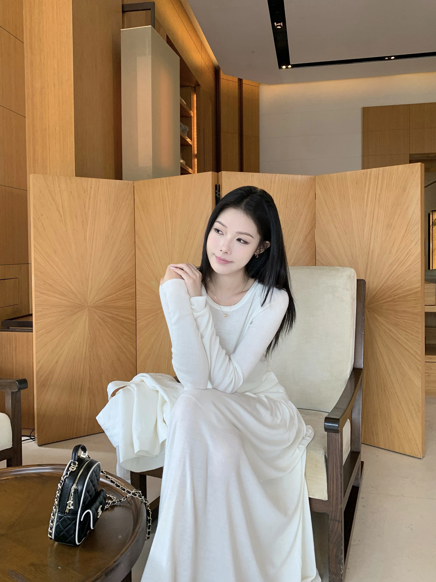 

5werkwen Осенний комплект Aosphere: вязаная юбка и футболка с круглым вырезом, повседневный модный женский ансамбль, миди-длина, удобный крой