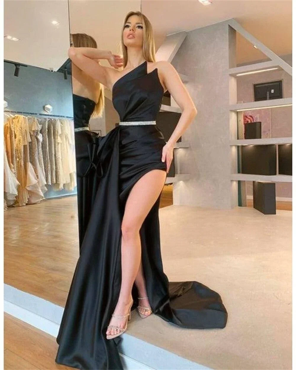 ที่กําหนดเองชุดราตรีง่ายปิดไหล่ Mermaid จีบซาตินอย่างเป็นทางการชุด Vestidos Para Mulheres ฟรีธุรกิจ